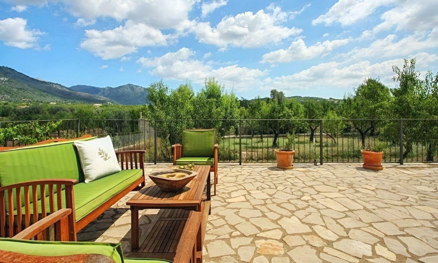 In Selva Mit Gepflegtem Garten * Selva (Mallorca)